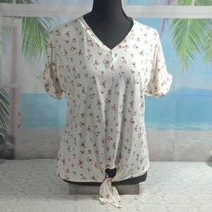 2/$10 B Flawless Red Rose Floral V-Neck Tie Front Top Size Small MUST BUNDLE